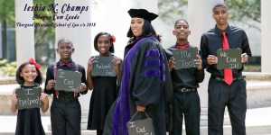 Nic dziwnego, że zdjęcia tej samotnej mamy obiegły internet!