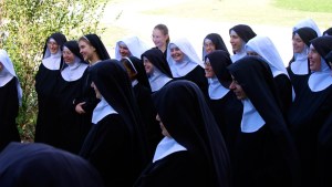 NUNS