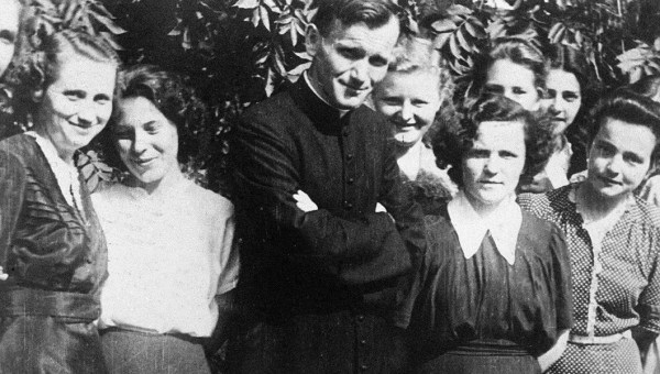 KSIĄDZ KAROL WOJTYŁA