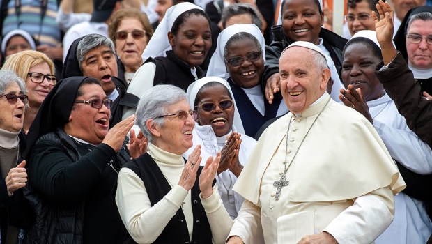NUNS,POPE FRANCIS