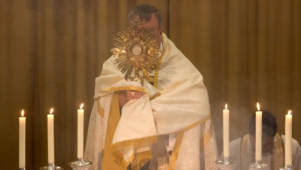 NAJŚWIĘTSZY SAKRAMENT