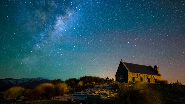 AUSTRALIA LIGHTS