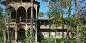 Domy, które zobaczysz tylko pod Warszawą!