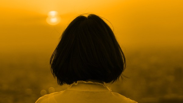 WOMAN