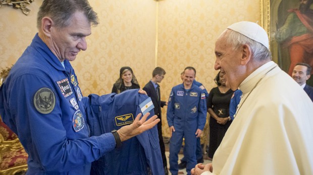 POPE FRANCIS MEETS ASTRONAUTS