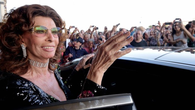 SOPHIA LOREN