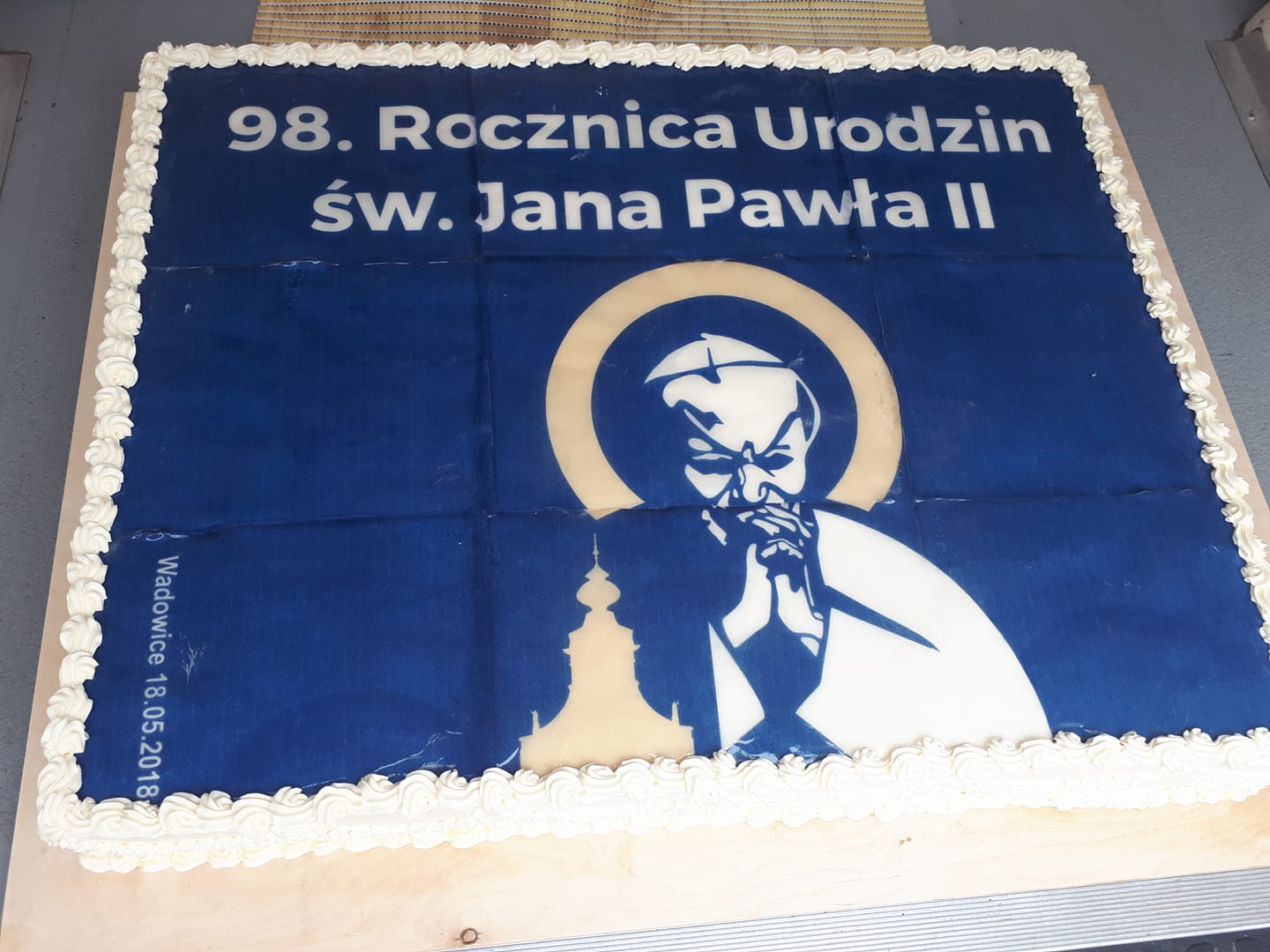 Tort z wizerunkiem św. Jana Pawła II