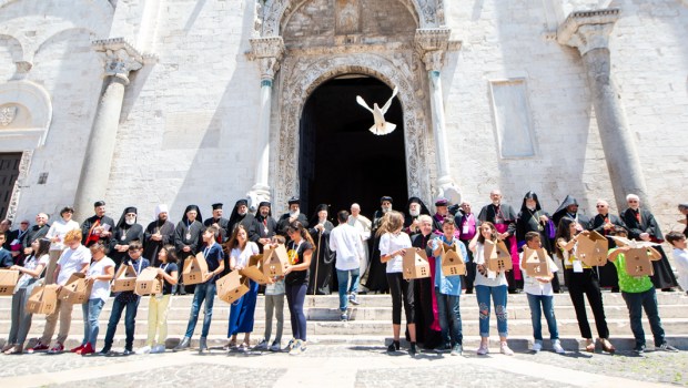POPE FRANCIS VISIT BARI