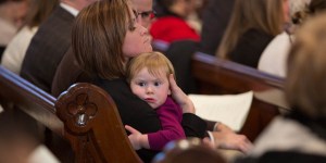 List do rodziców, którzy zabierają na mszę swoje niesforne dzieci. W każdą niedzielę