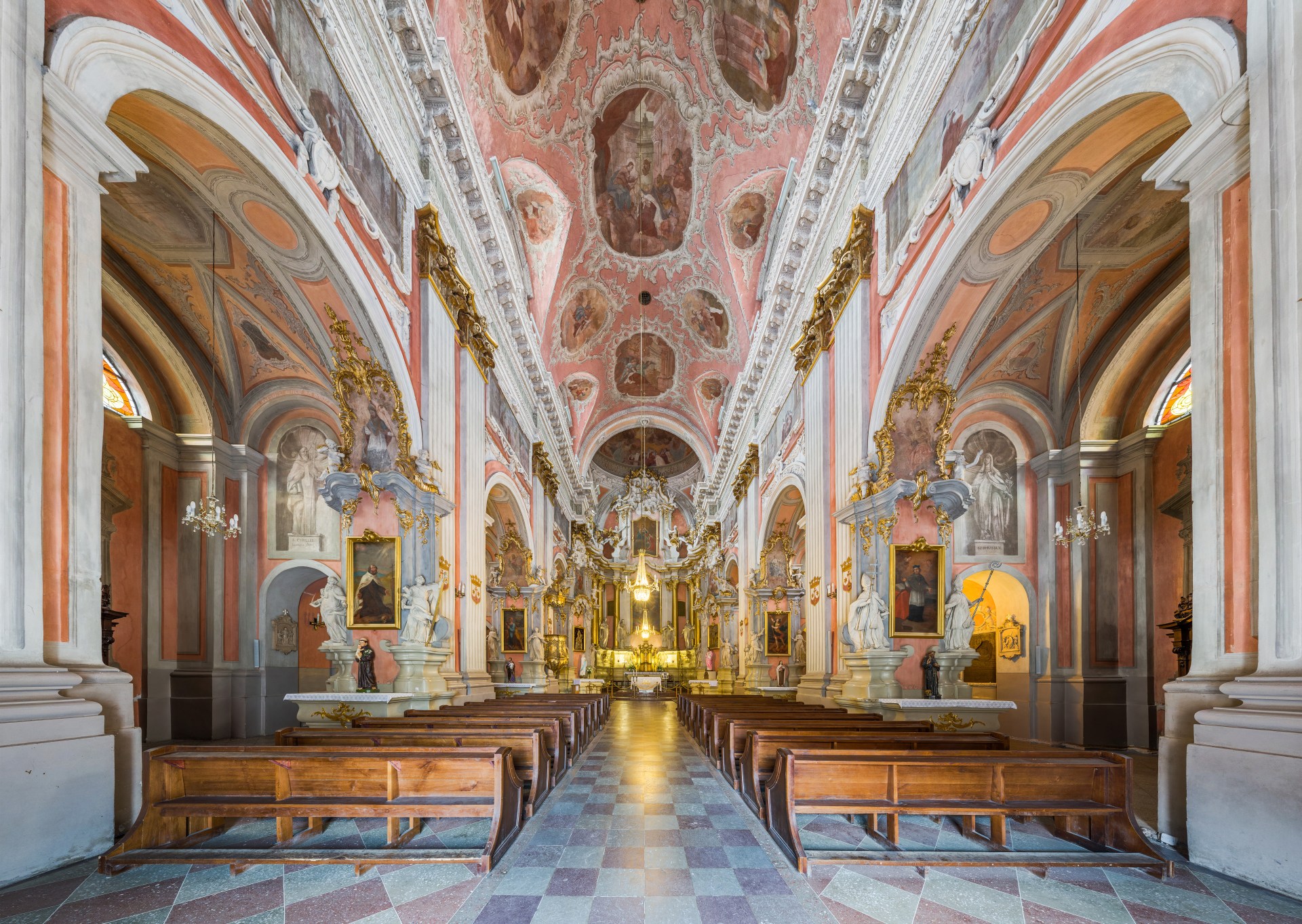 NAJPIĘKNIEJSZE KOŚCIOŁY NA LITWIE