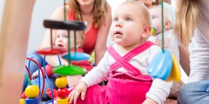 Żłobek czy inna forma opieki nad dzieckiem? Pora dać wybór rodzicom!
