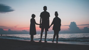 LUDZIE NA PLAŻY