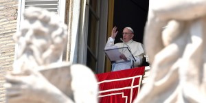 Franciszek: życie chrześcijanina nie może być bierne, nie może upływać w obojętności, apatii, letniości