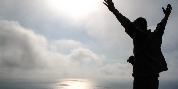 YOUNG MAN,OCEAN,SUN