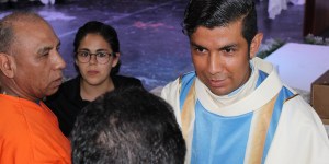 Święcenia kapłańskie przyjął w więzieniu. W tym samym, w którym siedział