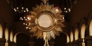 112 lat temu siostry rozpoczęły tu stałą adorację. Tak przychodzi „eucharystyczna wiosna”