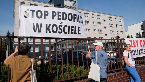 ZAKON WYPŁACIŁ ODSZKODOWANIE