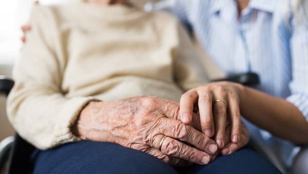 POMOC STARSZYM LUDZIOM