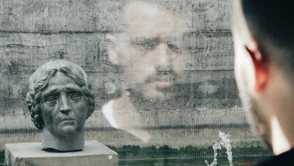 PORÓWNUJESZ SIĘ Z INNYMI?