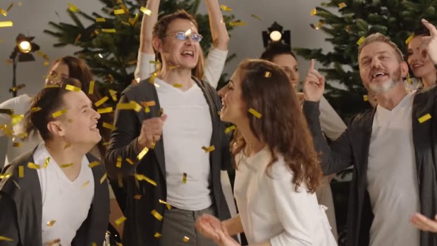 TRZECIA GODZINA DNIA, GLORIA