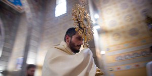 Mój przyjaciel jest prawdziwym bohaterem Eucharystii. Oto jego historia