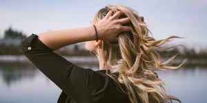 Białogłowa, niewiasta, a może kobyła? Skąd w języku polskim wziął się wyraz kobieta?