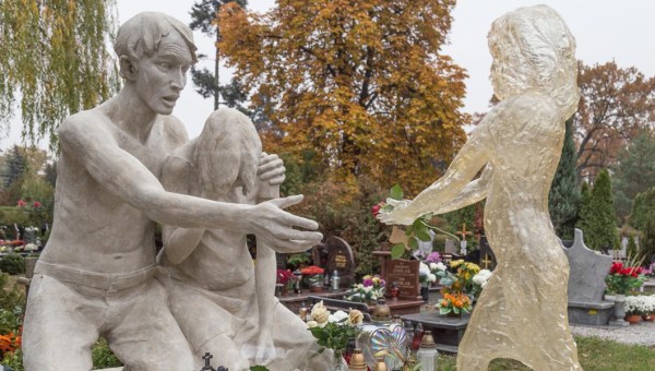 POMNIK DZIECI NIENARODZONYCH