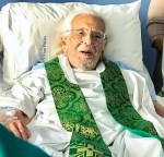 KSIĄDZ ERNESTO CARDENAL, PIERWSZA MSZA PO 35 LATACH