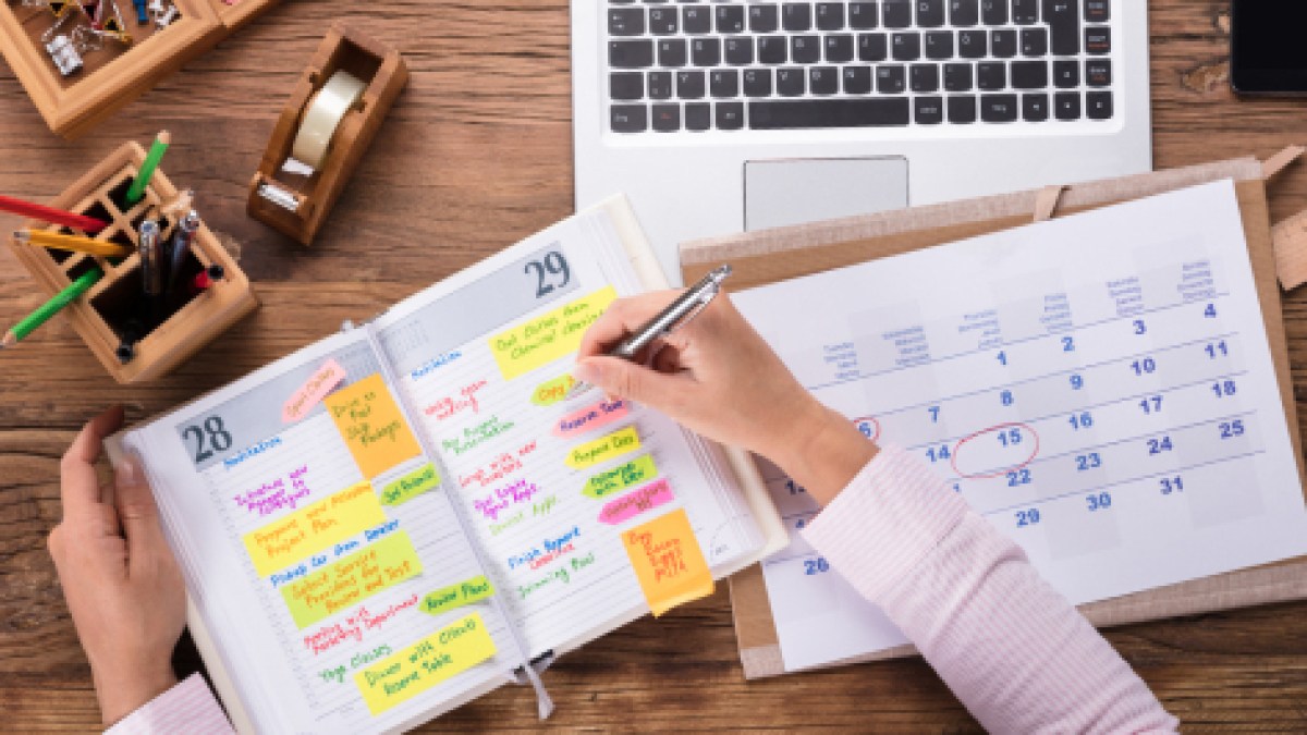 web3-woman-desk-calendar-agenda-busy-schedule-shutterstock