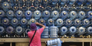 „Powolna agonia w Wenezueli”. Co na to Kościół?