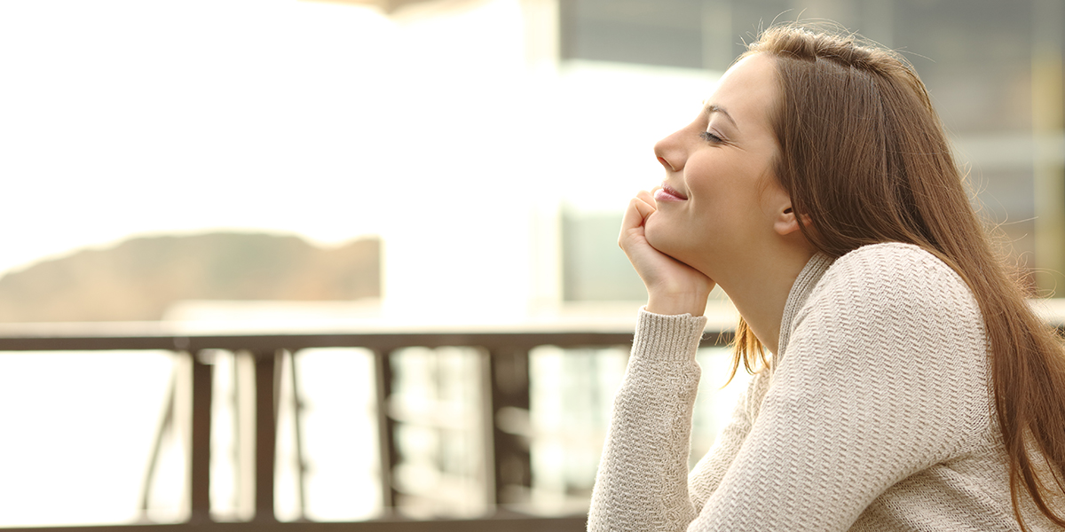 web3-woman-chilloout-smile-summer-shutterstock.jpg