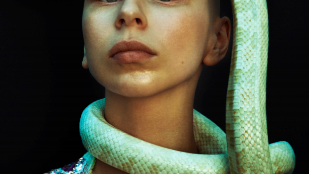 ZUZANNA BARTOSZEK, MODELKA