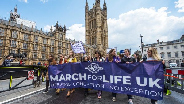 Corner Item Image - Kościół i ruchy pro-life w Wielkiej Brytanii odpowiadają na radykalne zmiany prawa