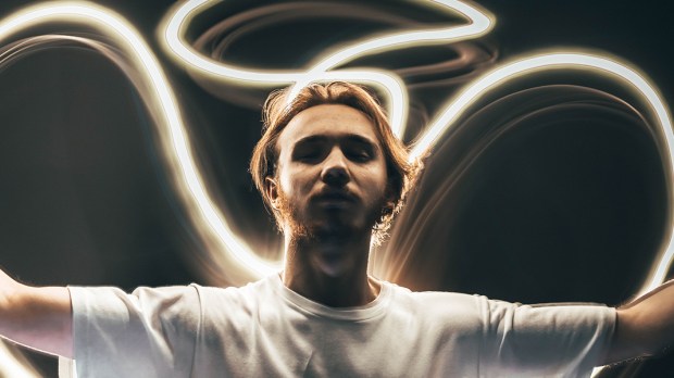 WEB3;MAN;LIGHT;SHADOW;ANGEL;KS01