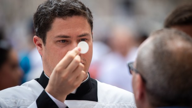 POPE FRANCIS - PENTECOST MASS - SUNDAY