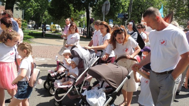 KATOWICE, MARSZ DLA ŻYCIA I RODZINY