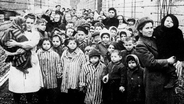 DZIECI W AUSCHWITZ