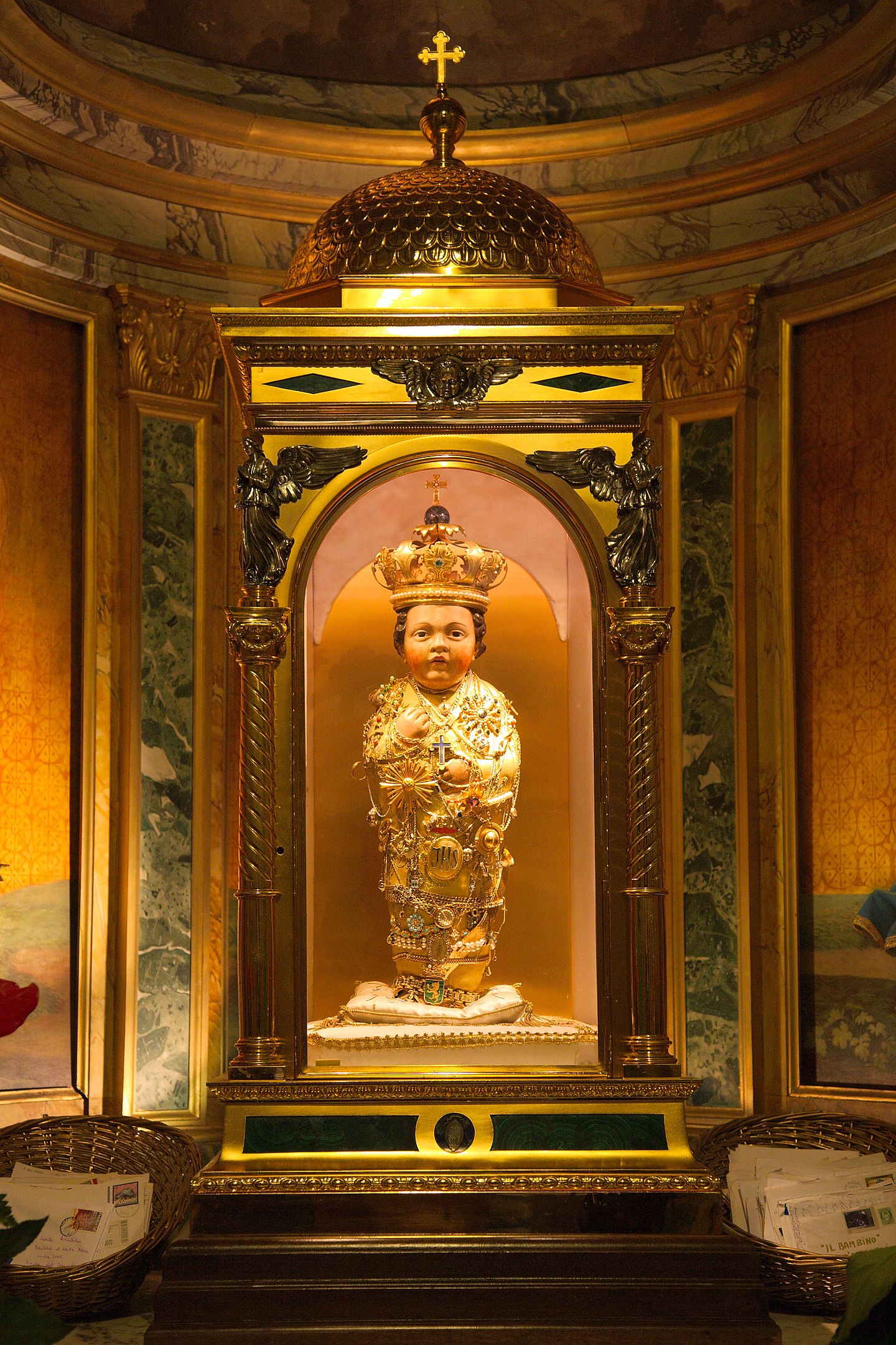 SANTO BAMBINO