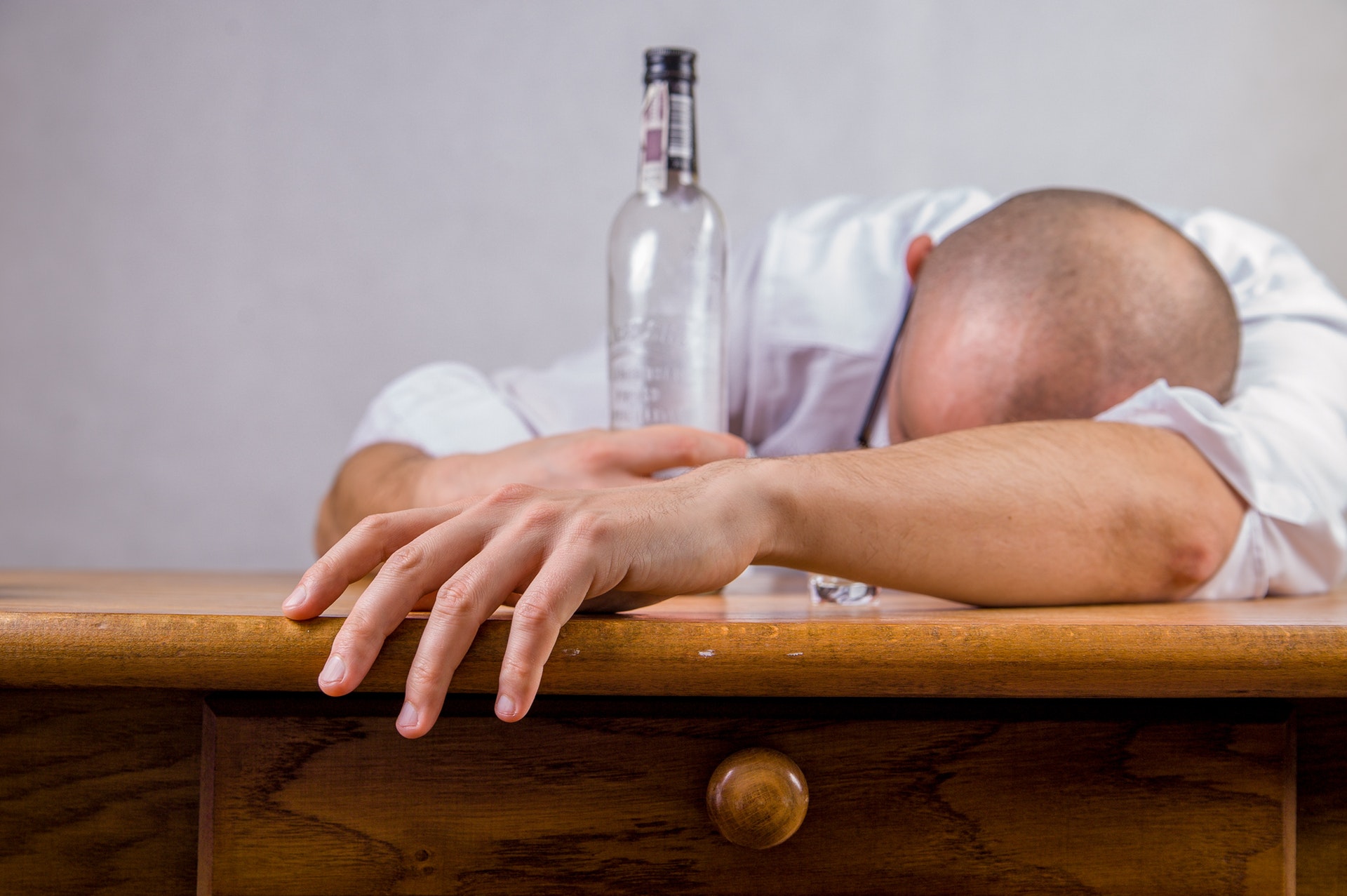 ALKOHOL
