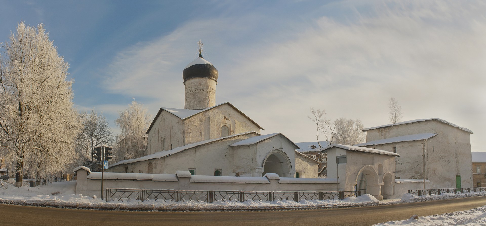PSKOV, CHURCH IN WINTER