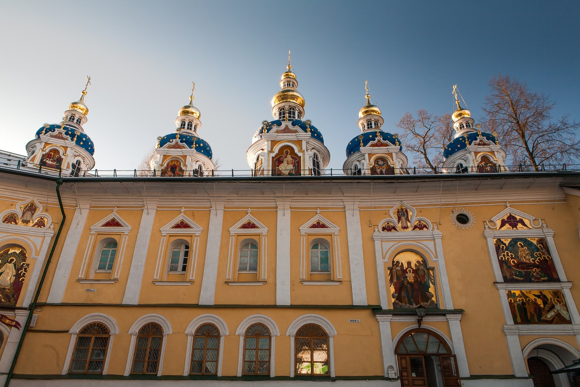 PSKOV, CAVES MONASTERY