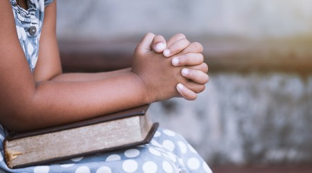 Mała Li – męczennica Eucharystii. A ty co byś zrobił w obronie Jezusa?