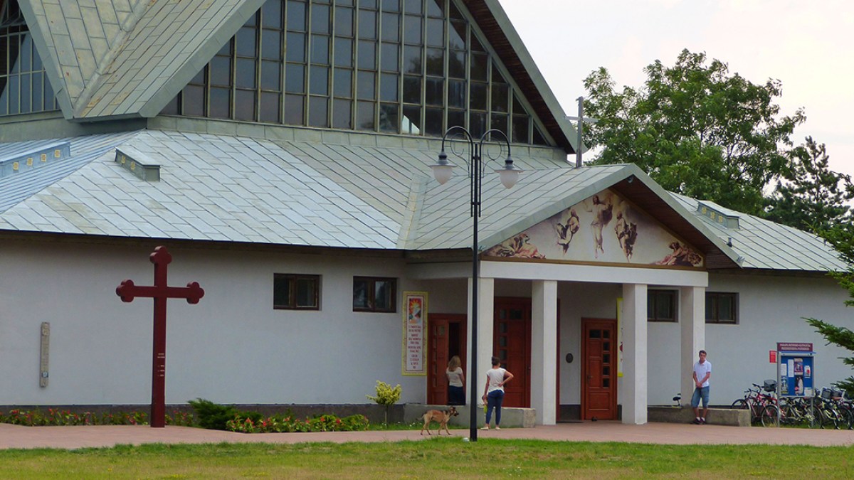 PARAFIA PRZEMIENIENIA PAŃSKIEGO W GRODZISKU