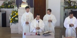 Pierwszy niewidomy neoprezbiter w Portugalii odprawił mszę św. w Fatimie
