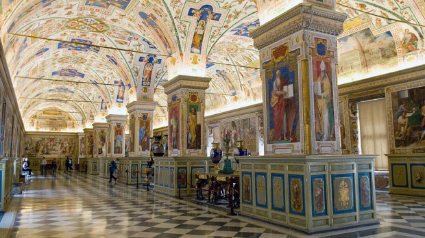 THE SISTINE HALL OF THE VATICAN LIBRARY