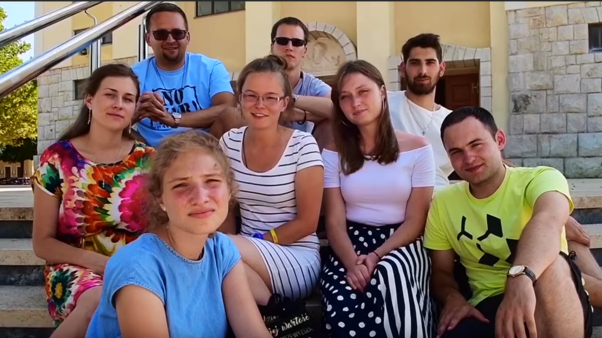 Młodzi do kapłanów: potrzebujemy was!