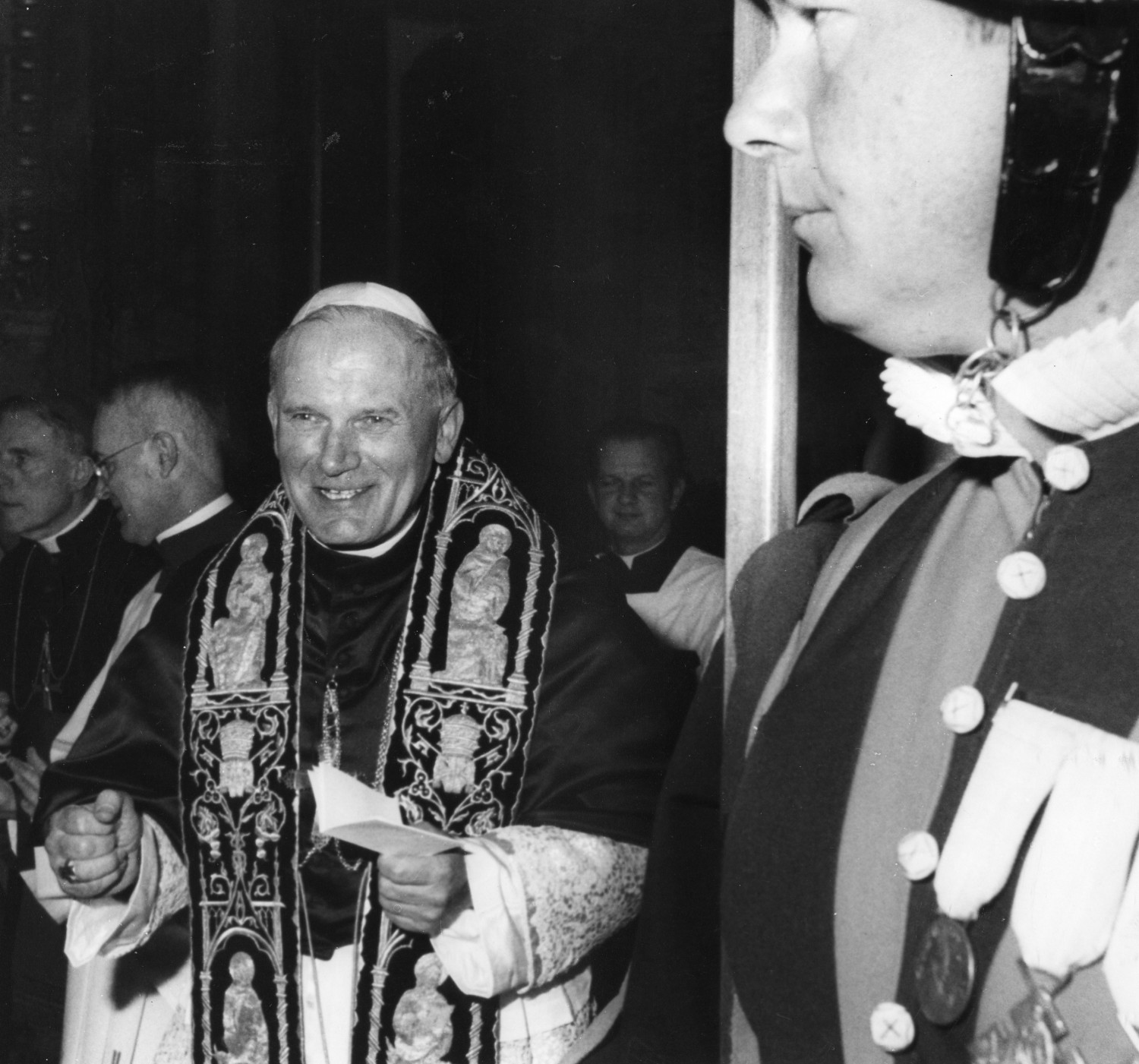 {"rendered":"Konklawe 1978, kt\u00f3re wybra\u0142o Karola Wojty\u0142\u0119 na papie\u017ca Jana Paw\u0142a II [GALERIA]"}