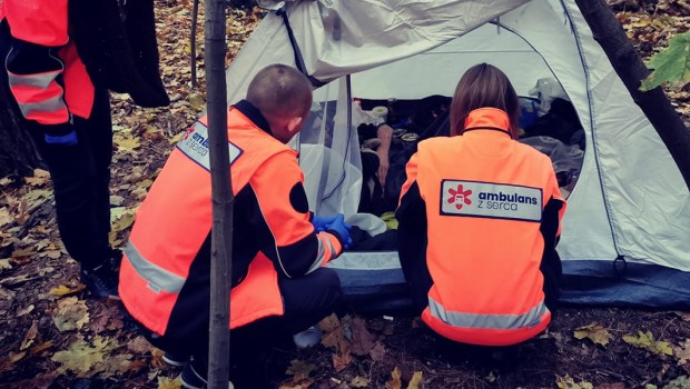 AMBULANS Z SERCA