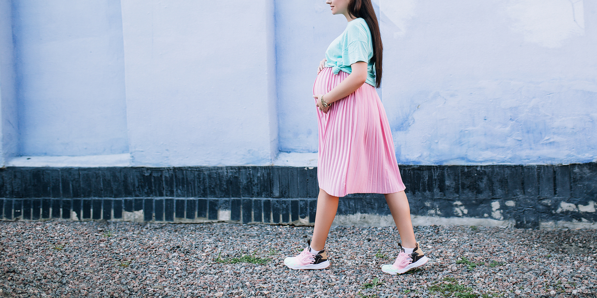 TEENAGER, GIRL, PREGNANT