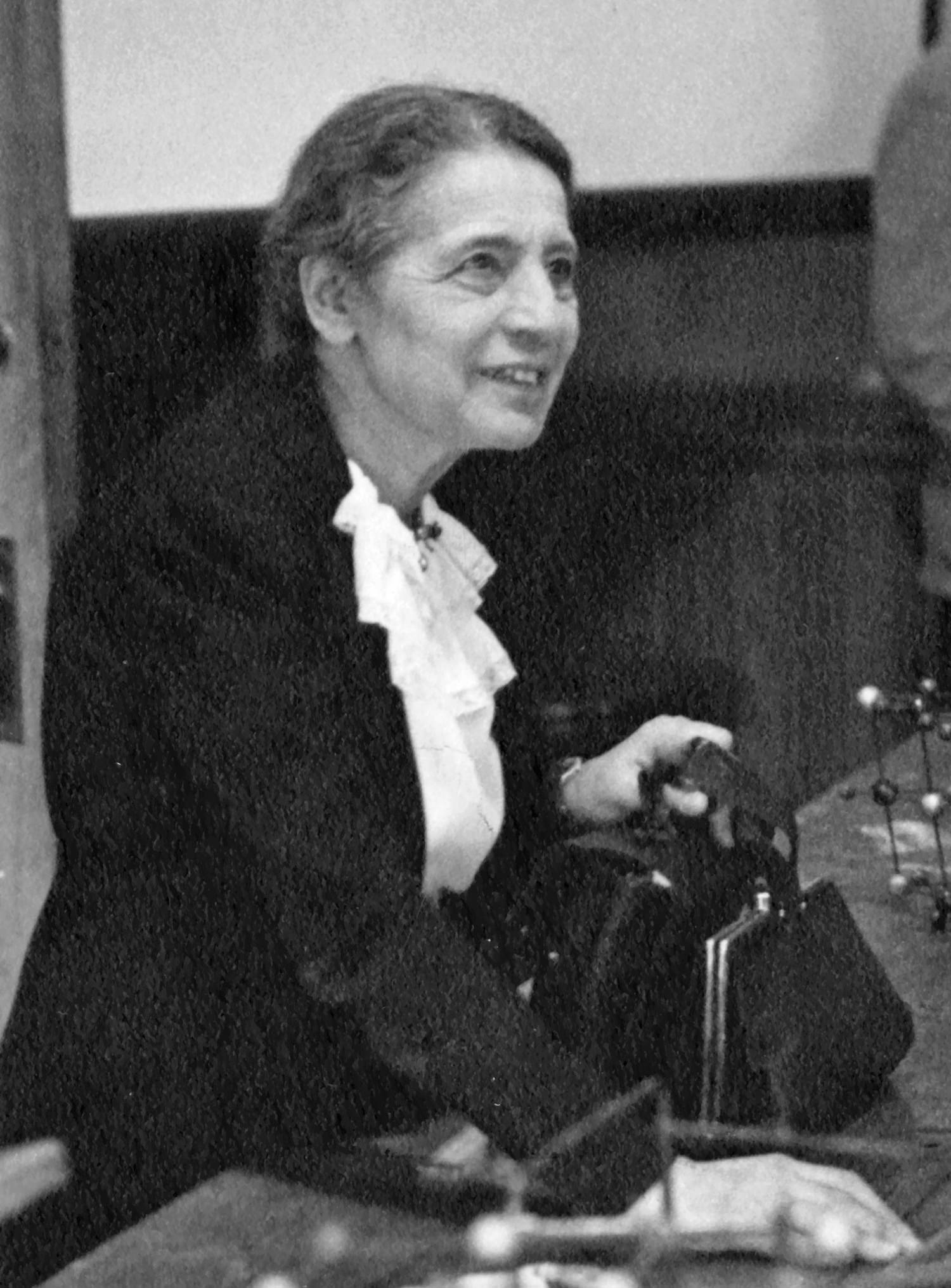 LISE MEITNER
